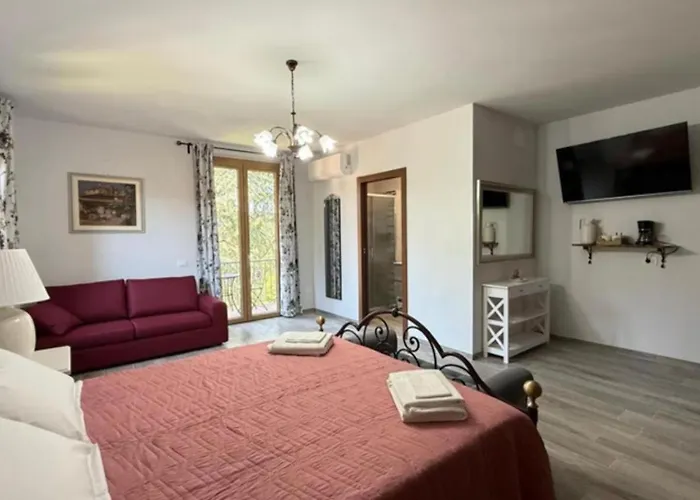 Casavecchia Caselli 3*